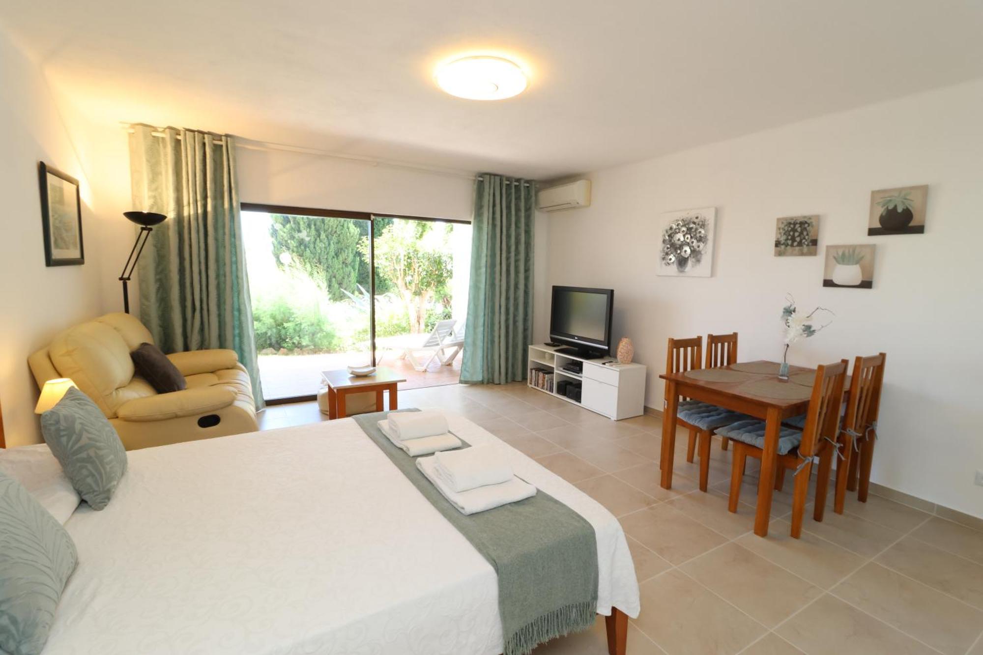 Camelia 52 Beach Studio Apartment - Sao Rafael, Albufeira Buitenkant foto
